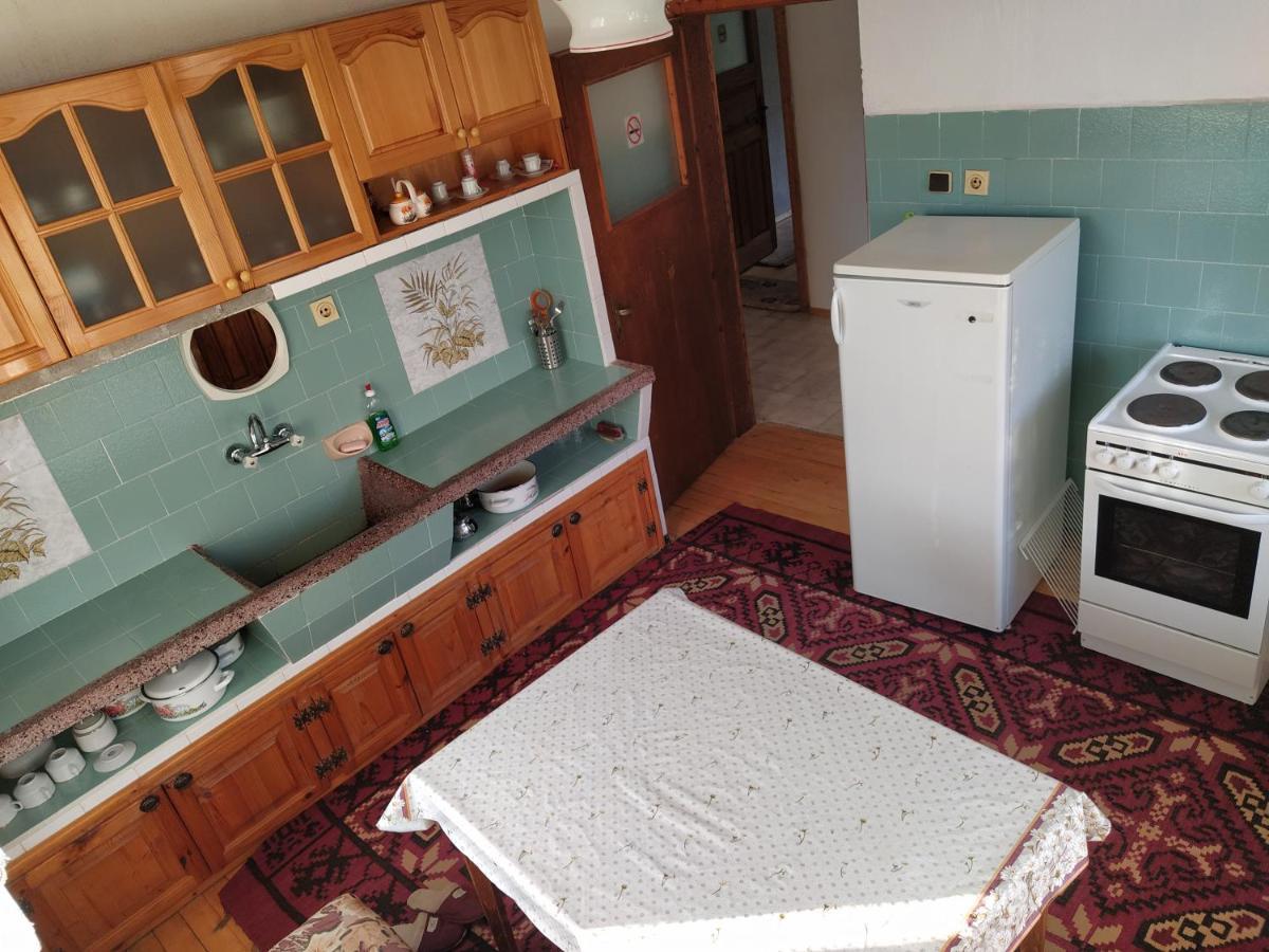 Guest House Proynovi 卡洛费尔 外观 照片